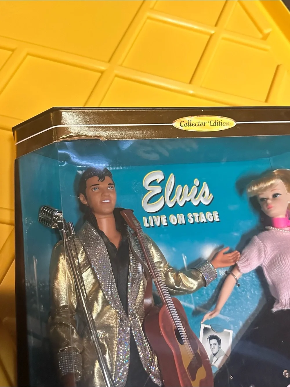 Vintage 1996 Barbie Loves Elvis Gift Set Collector Edition Mattel Dolls